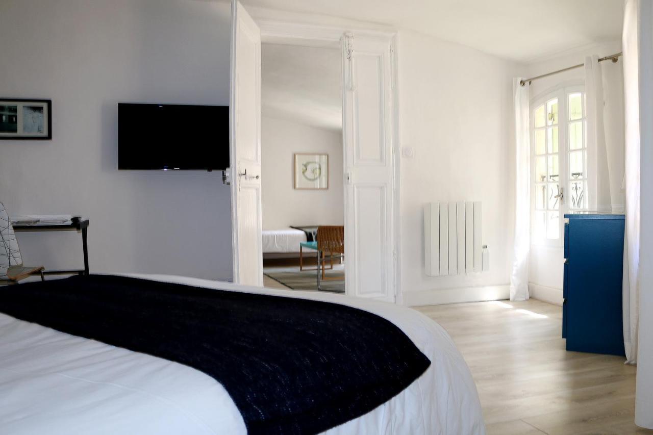 In Situ B&B Uzes Bagian luar foto