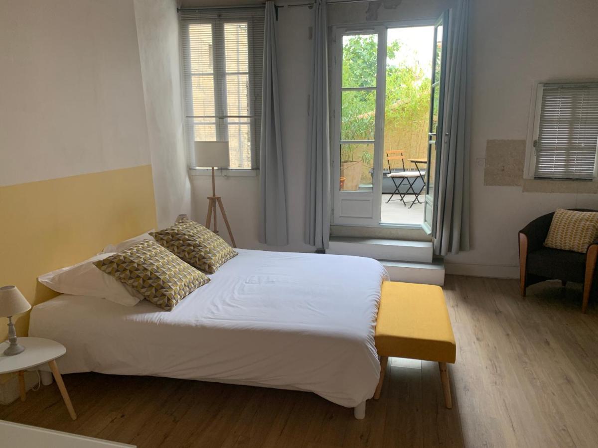 In Situ B&B Uzes Bagian luar foto