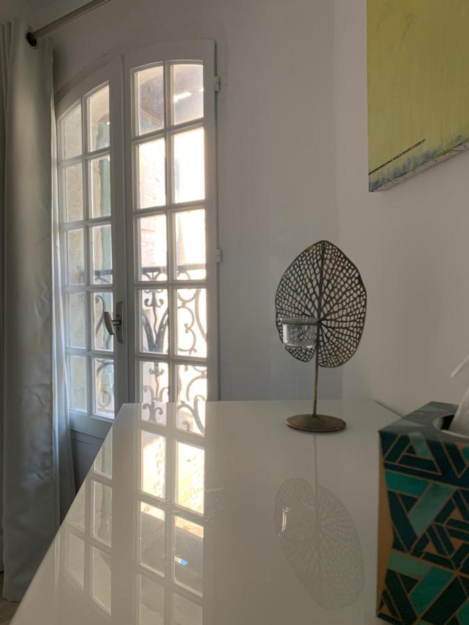 In Situ B&B Uzes Bagian luar foto